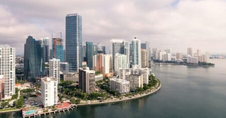 Passagens para Miami saem por 27,8 mil milhas LATAM Pass o trecho; veja como emitir cartaoemilhas 1771369316