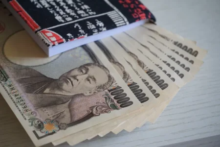 Cartão de crédito ultrapassa dinheiro vivo e vira meio de pagamento nº 1 no Japão cartaoemilhas 1771594813